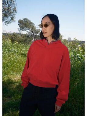 Nikki Chasin super soft boxy red cottoncollared sweatshirt S O/S
